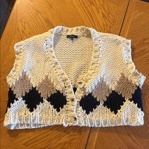 Lulu's Beige and Black Argyle Knit Vest - cropped